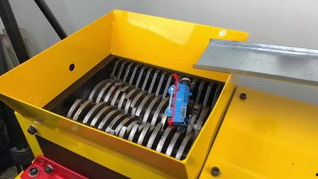 成人钢制拼装玩具视频,成人视角下的创意拼搭之旅  第2张