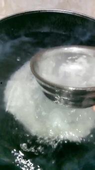 成人青菜粥做法视频讲解,青菜粥制作视频详解  第2张